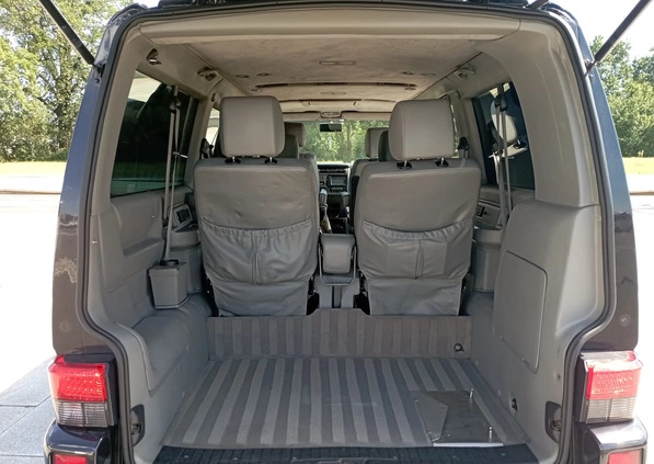 Volkswagen Caravelle cena 73900 przebieg: 273000, rok produkcji 2002 z Wrocław małe 191